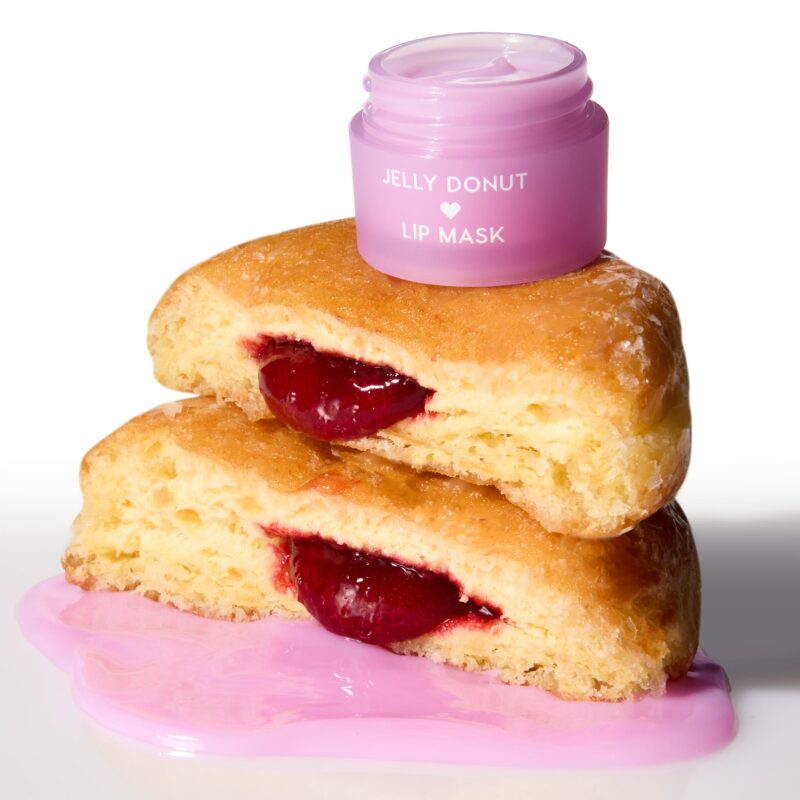 Resteau Jelly Donut – Soft, Filled & Sugar-Dusted Treat